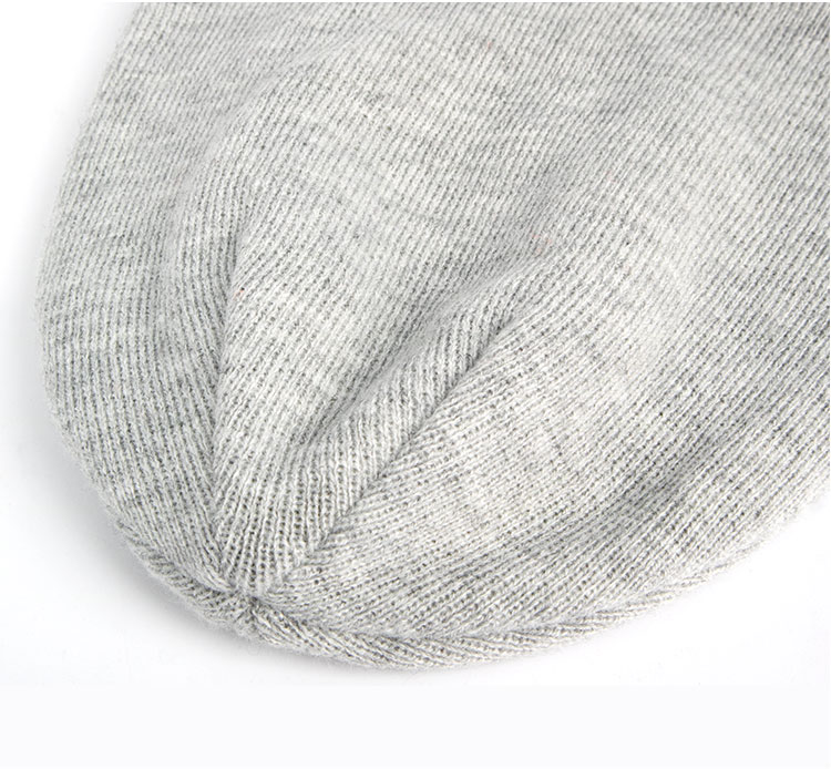 reversible-brimless-fashion-beanie