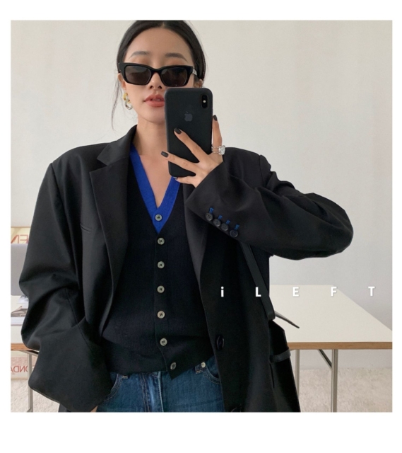 早春新款韓版小眾V領假兩件針織開衫女法式個性拼接撞色內搭馬甲21041502
