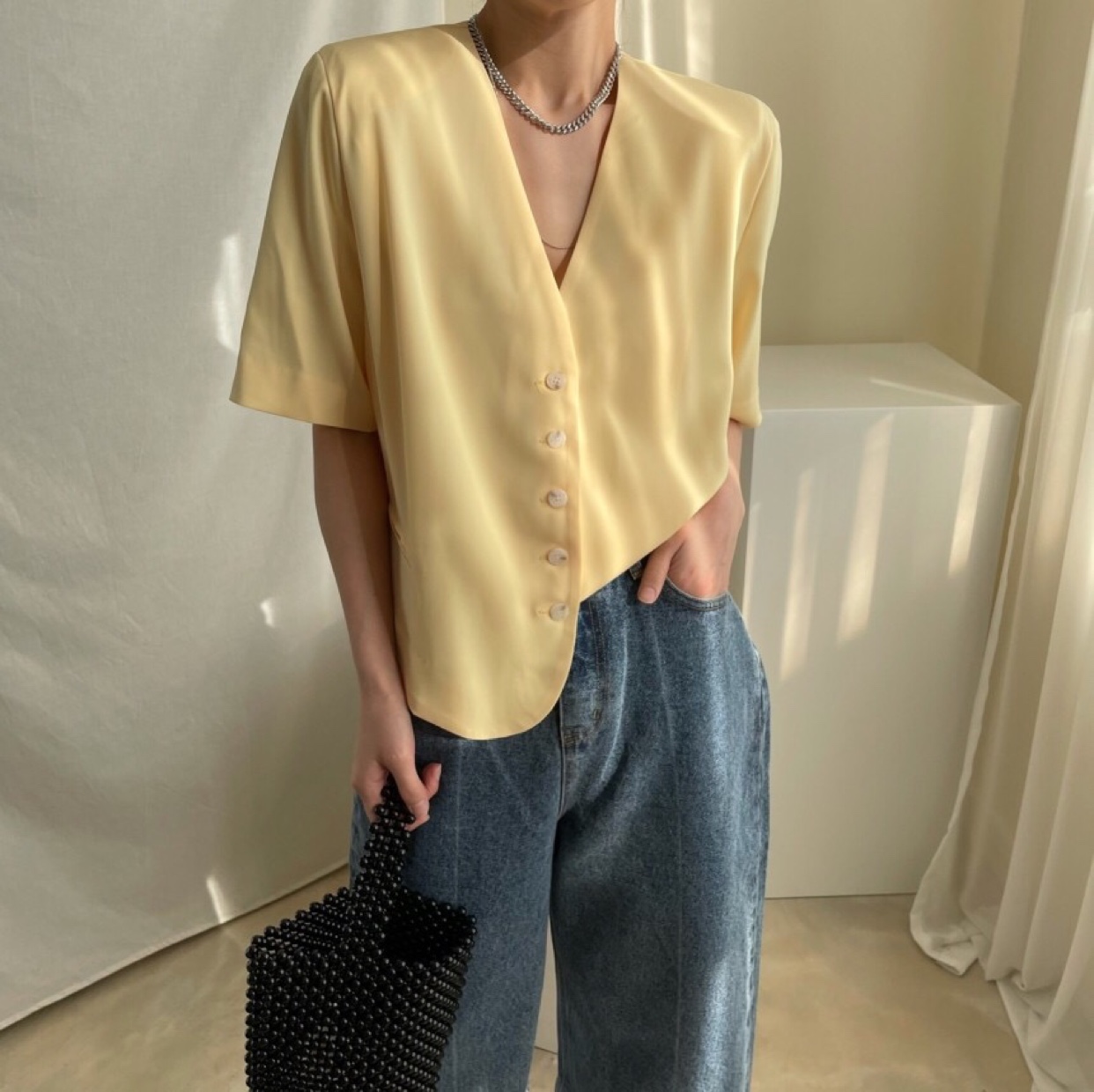 韓國chic夏季簡約復古V領口袋單排扣寬松休閒純色短袖襯衫上衣女21061102