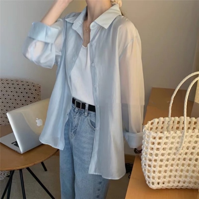 人間水蜜桃背後開叉長袖天絲襯衫女小眾寬松純色外穿防曬衣21061206
