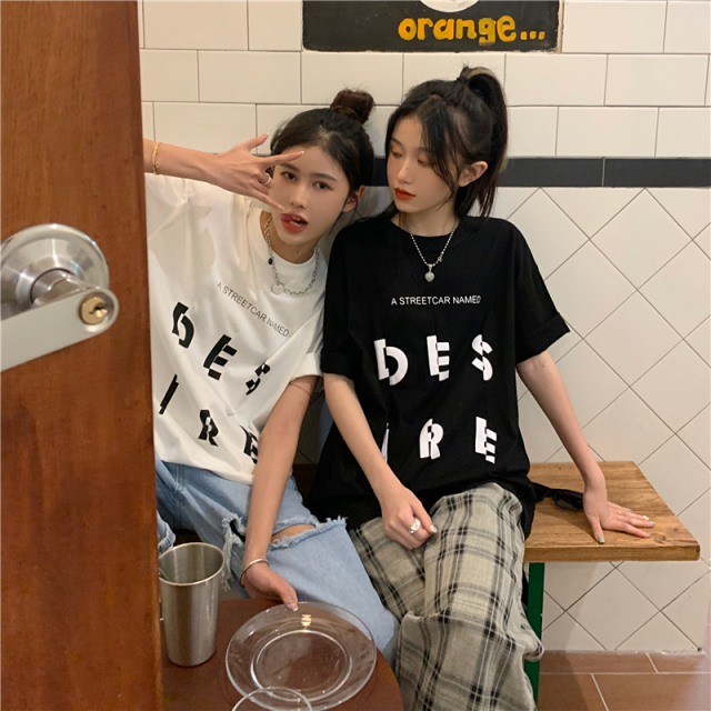 夏季新款設計感字母印花短袖上衣港味寬松五分袖休閒T恤女21061806