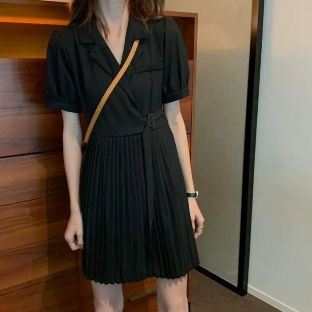 夏季復古西裝領綁帶收腰連衣裙新款設計感百褶裙子女學生韓版21070304