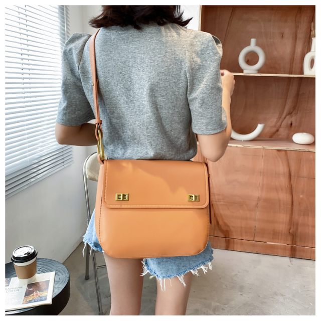 大容量包包女夏季新款潮時尚斜挎包網紅小眾單肩通勤包托特包21071701