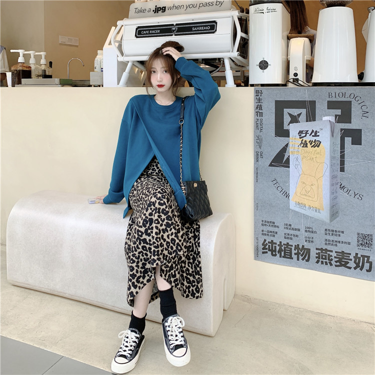 秋季女裝新款設計感衛衣女兩件套半身裙早秋網紅套裝時尚洋氣21090514