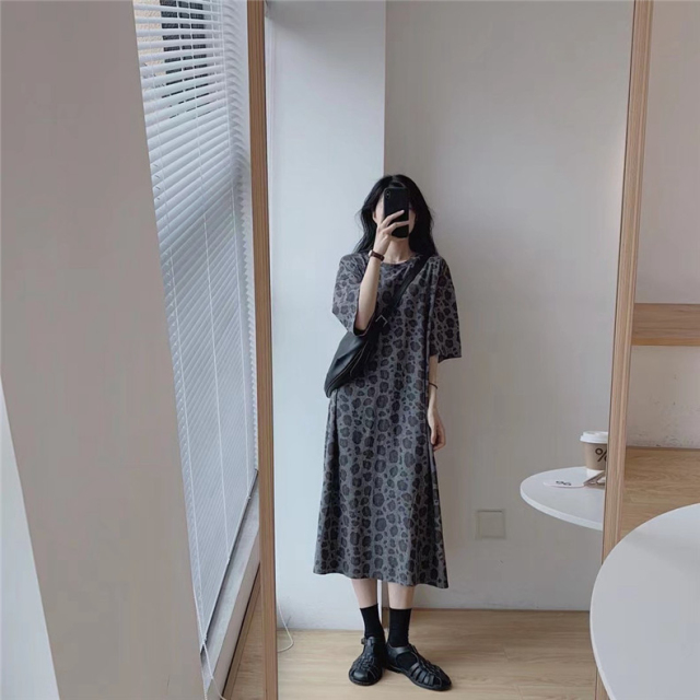 黑色連衣裙新款外貿女裝法式復古小個子寬松豹紋長裙子女夏22040603