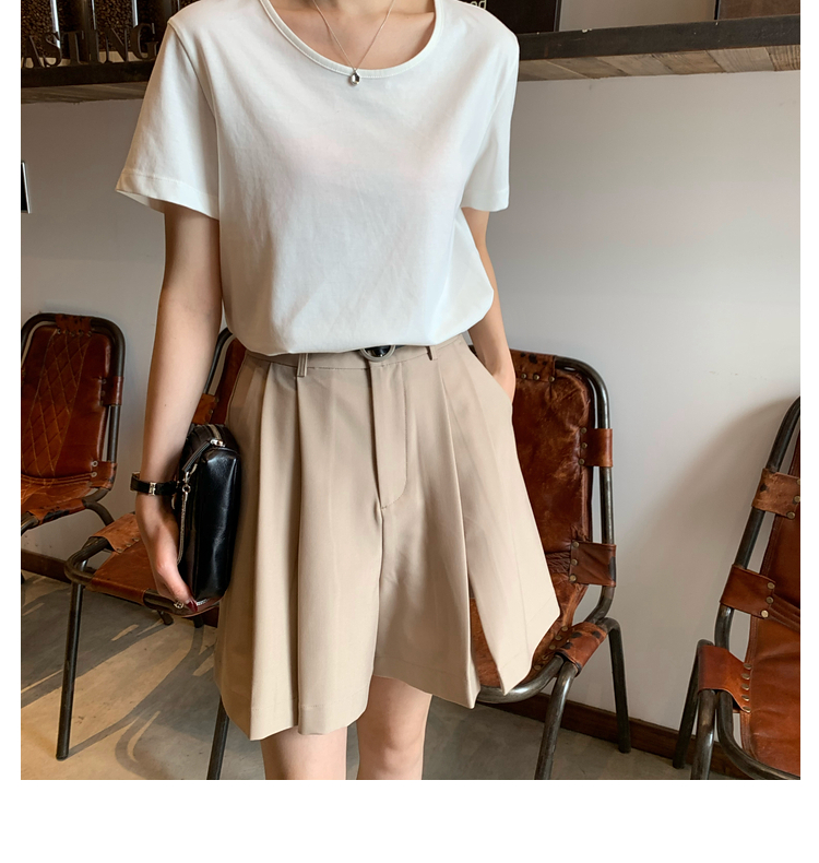 【現貨】百慕大休閒寬松開衩中褲時尚短裝裙褲21031803