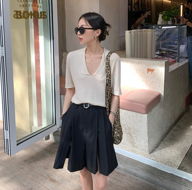 【現貨】百慕大休閒寬松開衩中褲時尚短裝裙褲21031803