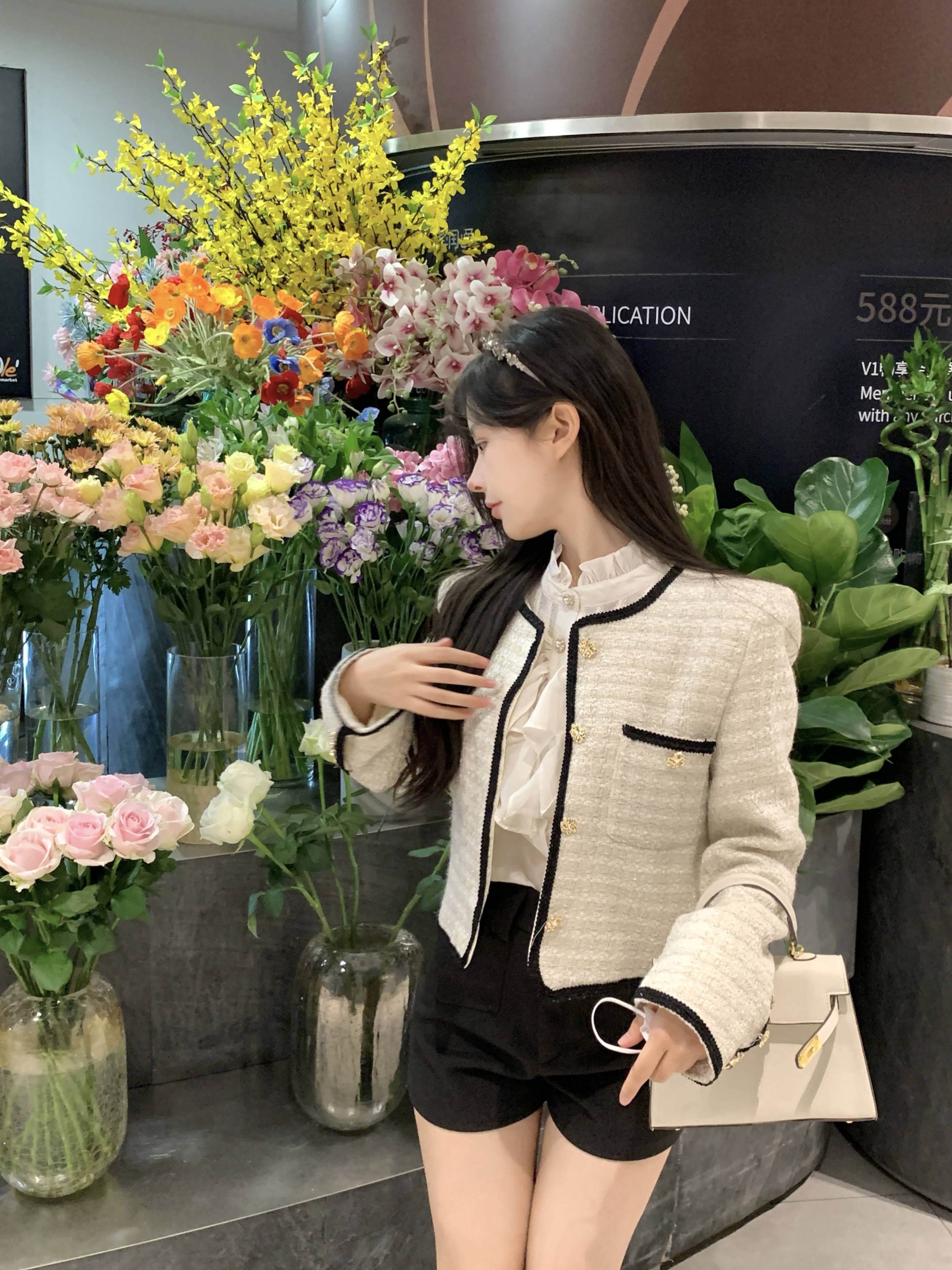 法式粗花呢長袖外套女裝秋季新款黑色小香風復古短款開衫上衣22110104