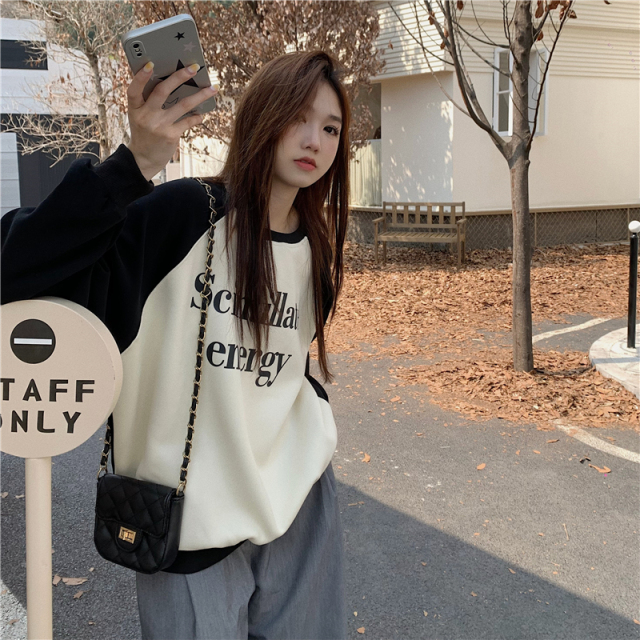 時尚字母小眾撞色長袖衛衣女秋季新款設計感休閒百搭寬松上衣22110106