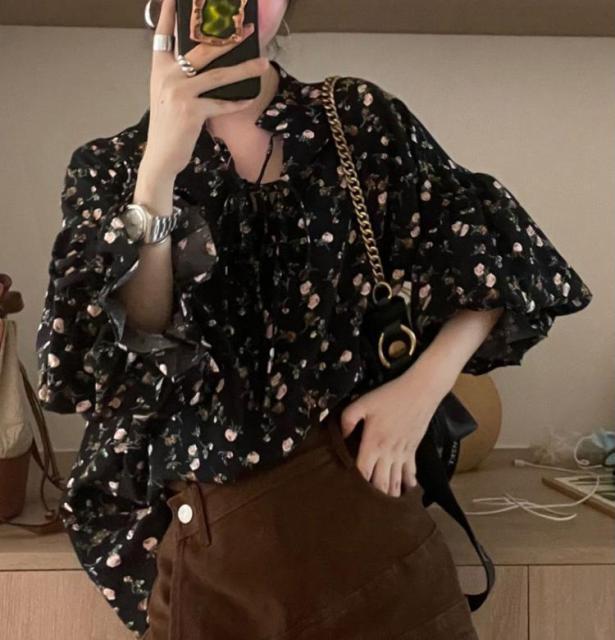 韓系黑色碎花上衣女秋季新款法式氣質V領寬松設計感小眾長袖襯衫23031006