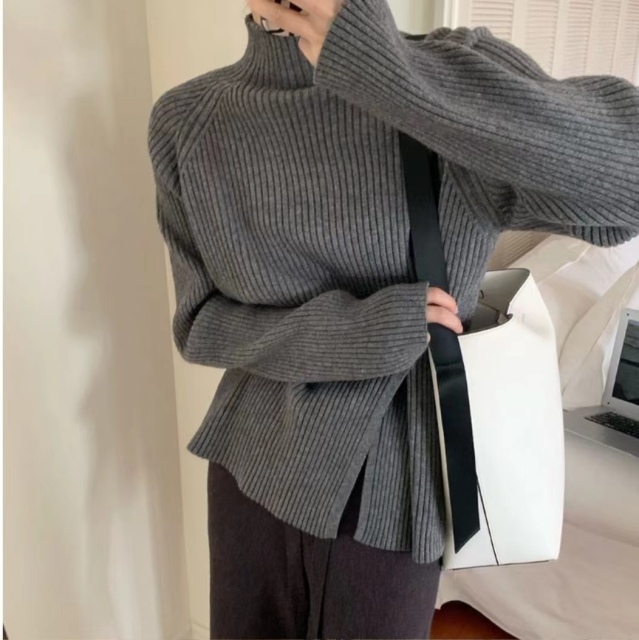 桐鄉濮院寬松韓版半高領毛衣設計感紐扣打底衫針織衫秋冬女裝穿搭23031601