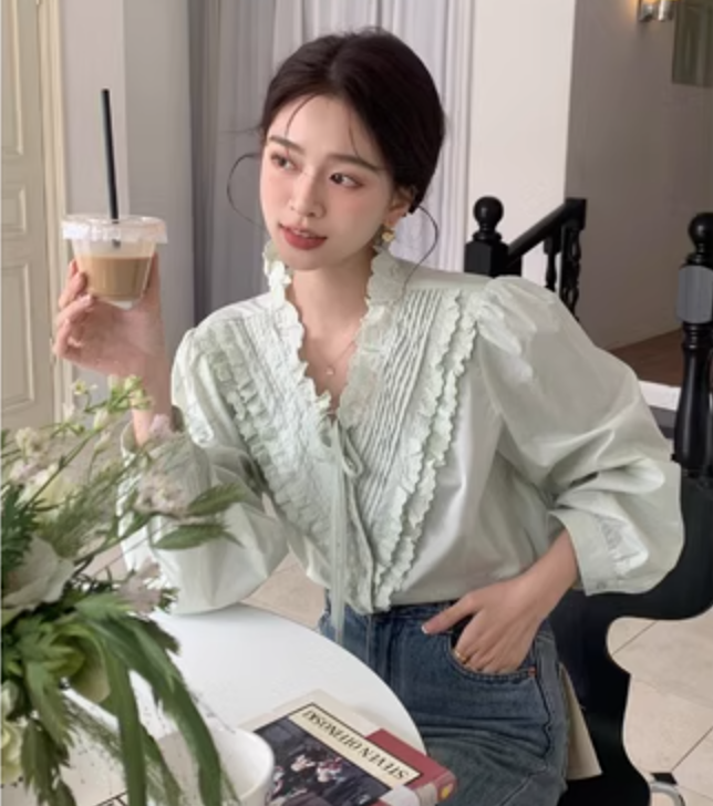 韓系甜美氣質設計感V領木耳花邊系帶單排扣襯衫女23051404