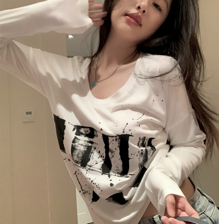港版修身顯瘦宽松印花薄款长袖T恤23052404