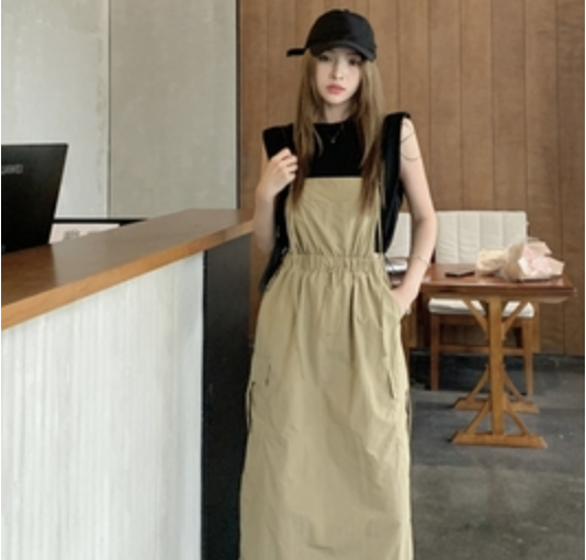 韓系工裝綁帶連衣裙女夏季新款收腰顯瘦設計感休閒外穿吊帶長裙子23062805