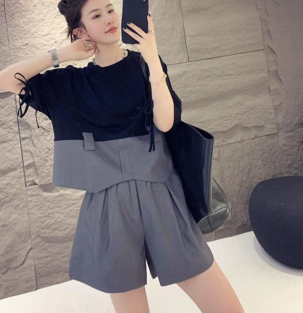 時尚套裝女夏季新款不規則拼接T恤闊腿短褲兩件套23070307