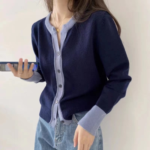 春秋季新款洋氣時尚簡約莫蘭迪色系紐扣設計拼色針織衫毛衣女23090502