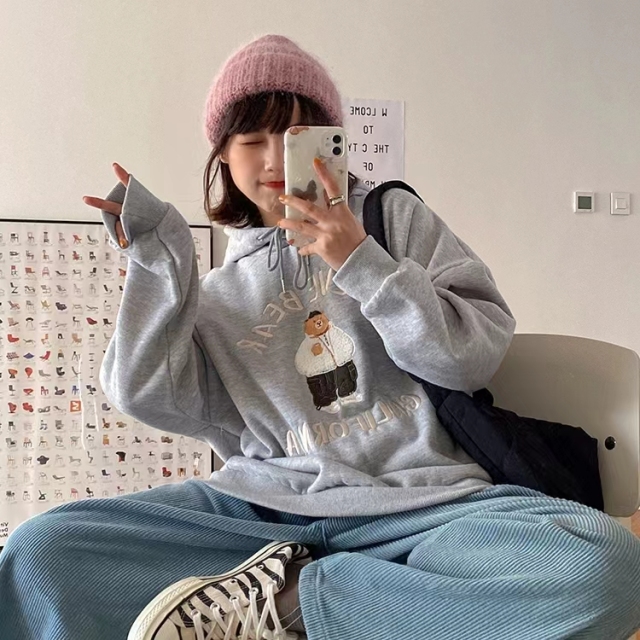 日系可愛趣味小胖熊立體卡通刺繡寬松加厚連帽衛衣女23092503