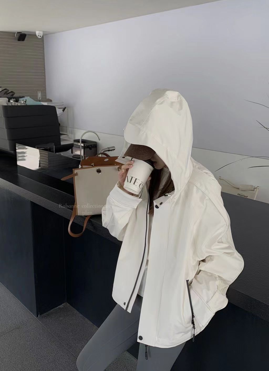 高級感連帽衝鋒衣外套女新款爆款秋冬加絨小個子短款夾克上衣23122702