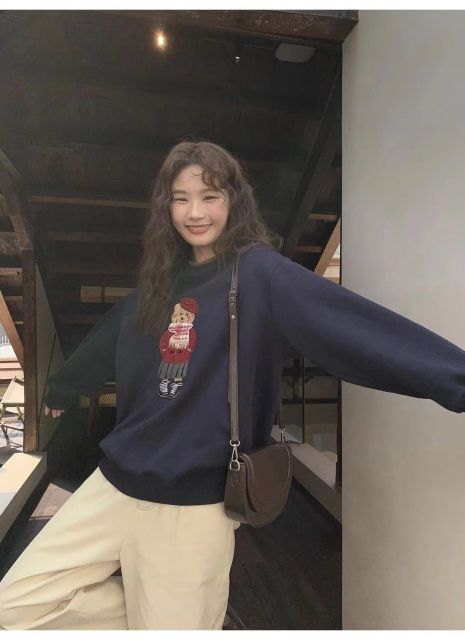 你好卡農原創小熊貼布刺繡可愛衛衣女秋季新款寬松套頭連帽上衣24011702