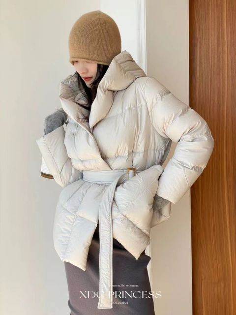 輕薄款連帽收腰顯瘦系帶白棉服冬季時尚新款棉服外套女24012602