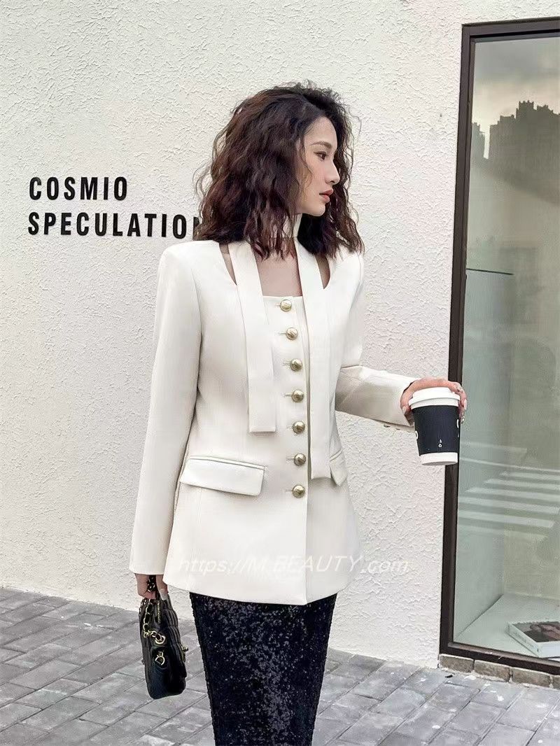 新款設計感小眾氣質小香風方領西服小個子收腰外套女春24031101