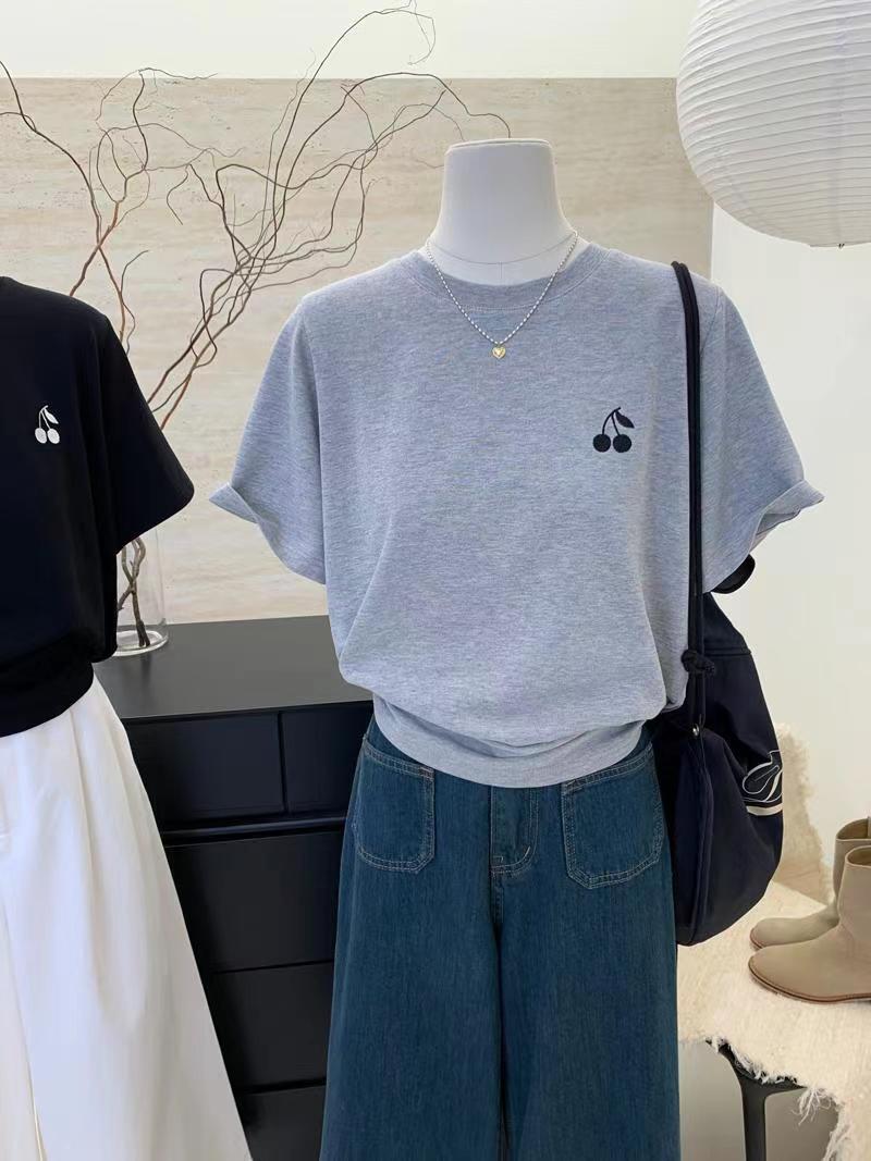 春夏新款歐貨刺繡圓領短袖T恤女時尚百搭簡約打底衫24041703