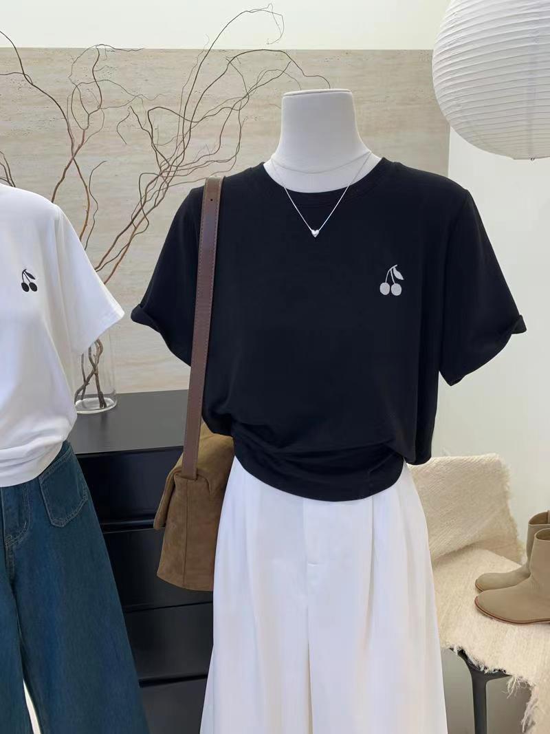 春夏新款歐貨刺繡圓領短袖T恤女時尚百搭簡約打底衫24041703