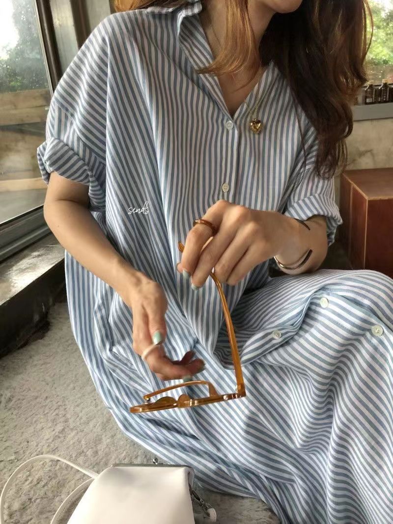 韓國Chic小眾復古翻領單排扣寬松慵懶風短袖襯衫式條紋連衣裙24042403