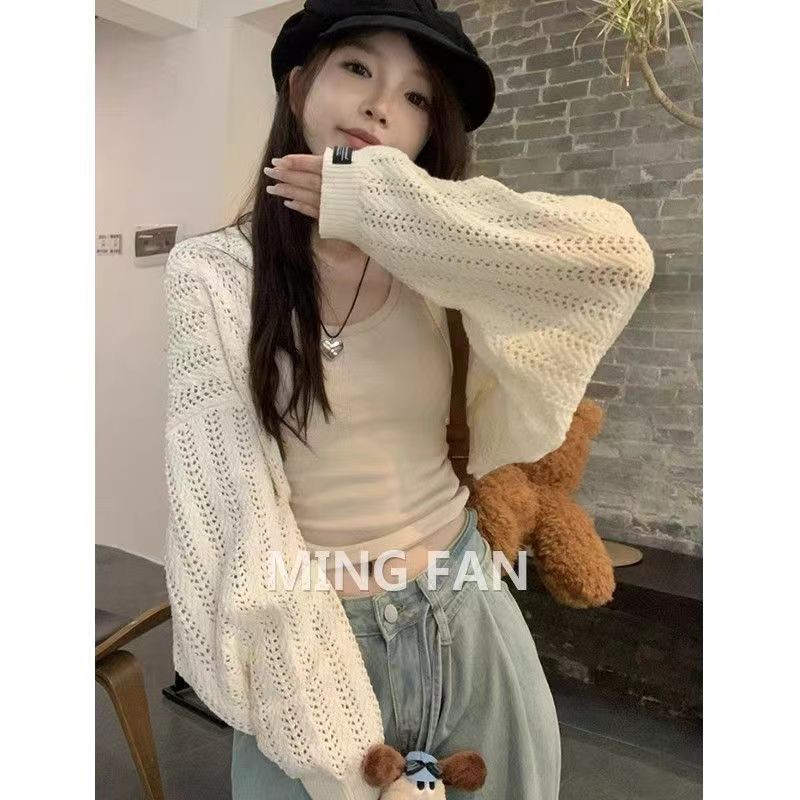 BOTIANGE寬松防曬針織開衫女早秋款復古鏤空披肩罩衫上衣24062102