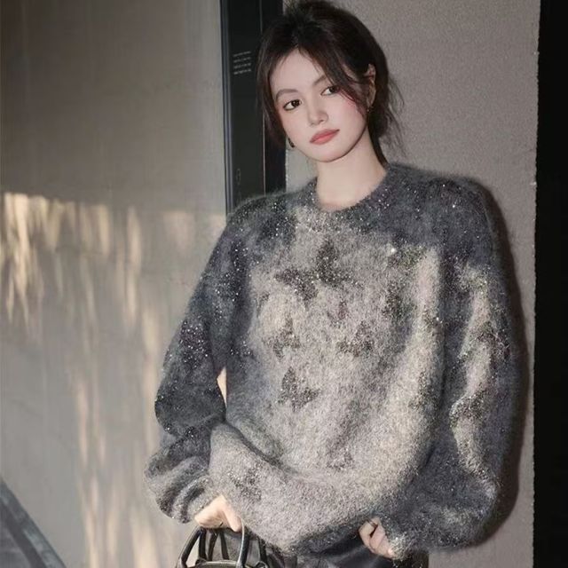 復古港風灰色毛衣女秋冬新款慵懶風軟糯設計感針織衫套頭上衣24111002