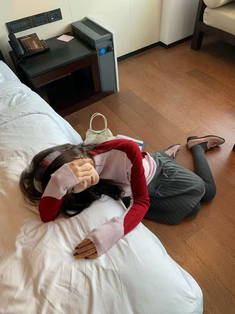 畫樸法式通勤拼接撞色高領針織衫女裝2024秋冬季新款修身長袖毛衣24120801
