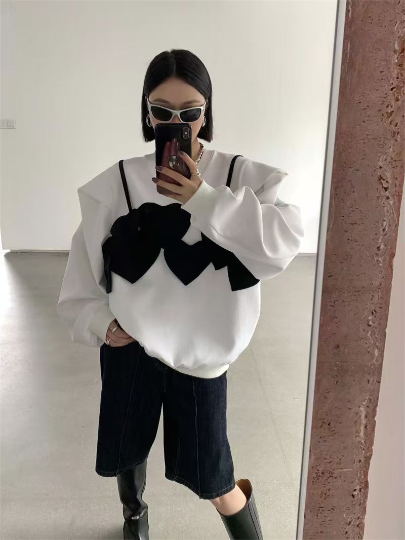 韓版設計感愛心拼接顯瘦衛衣女小眾時尚寬松減齡圓領上衣25012005