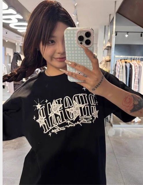 韓版重工刺繡美式復古高街鬆弛感T恤女又A又颯刺繡上衣25042401