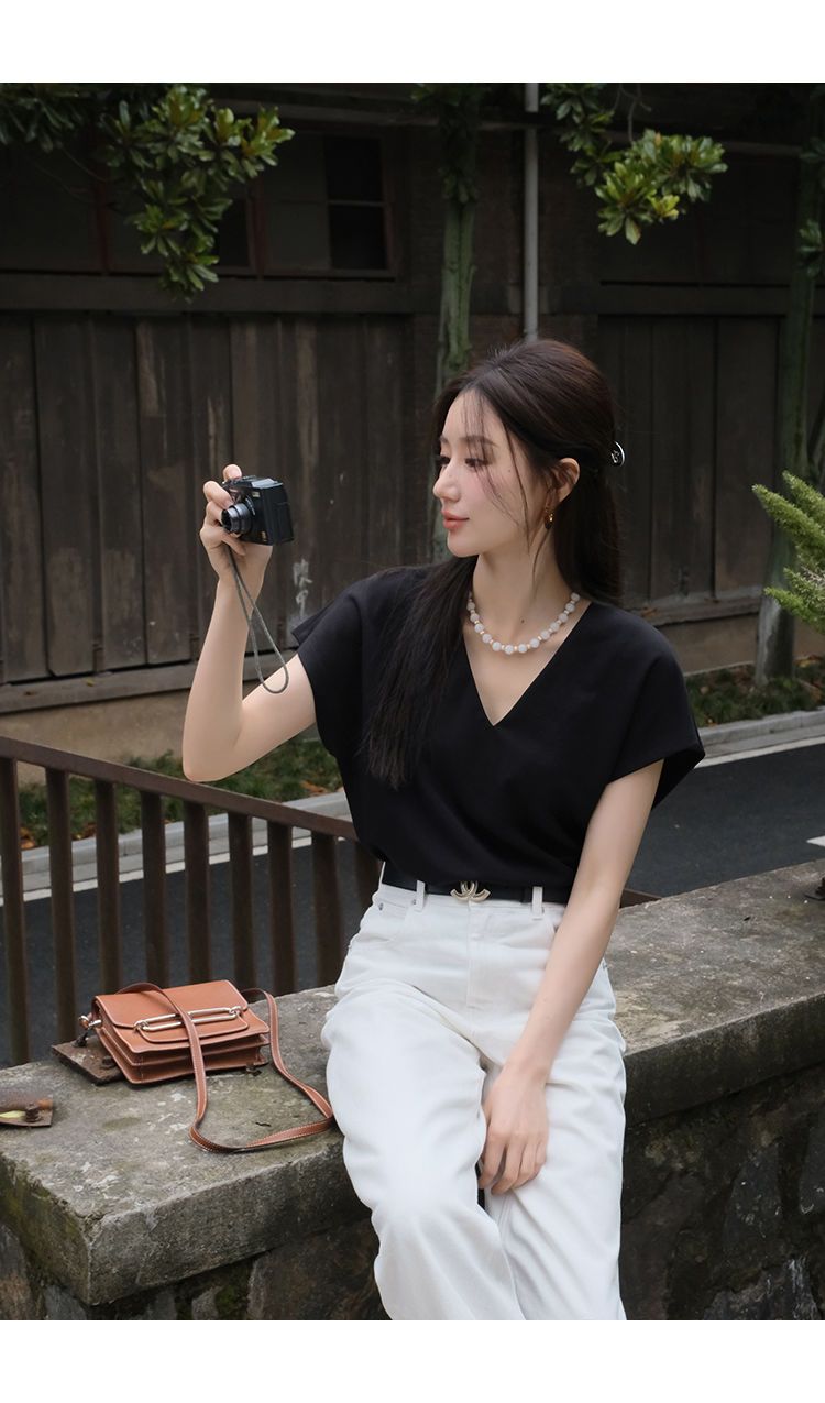 韓版法式高級感小飛袖V領T恤女夏季新款通勤百搭上衣25042503