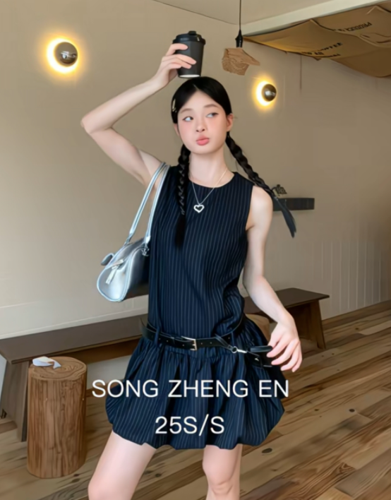韓版無袖黑色條紋花苞背心連衣裙女夏季新款輕奢高級感氣質短裙潮25072904