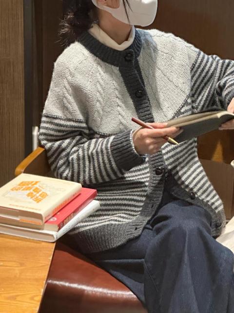 韓版日系復古文藝風條紋毛衣針織開衫外套女秋冬新款加厚休閒慵懶上衣25101502