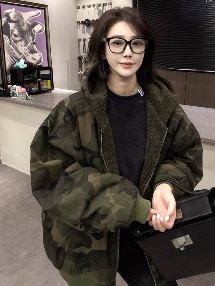 韓版寬松連帽迷彩加絨外套女冬季保暖休閒拉鍊開衫棒球服ins25111704