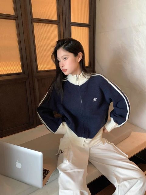 韓版美式撞色長袖立領毛衣外套女秋冬新款寬松休閒學院風針織開衫26022301