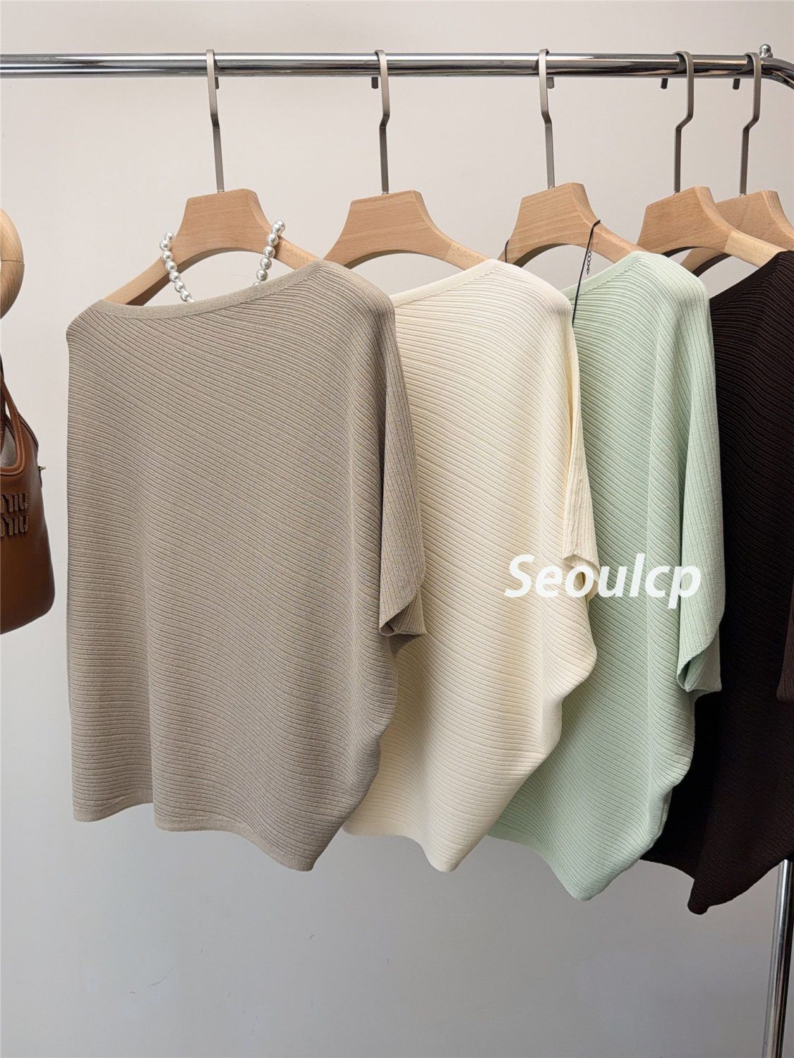 韓系極簡風夏季蝙蝠袖一字領針織衫女薄荷綠寬松百搭顯瘦冰絲上衣26042301