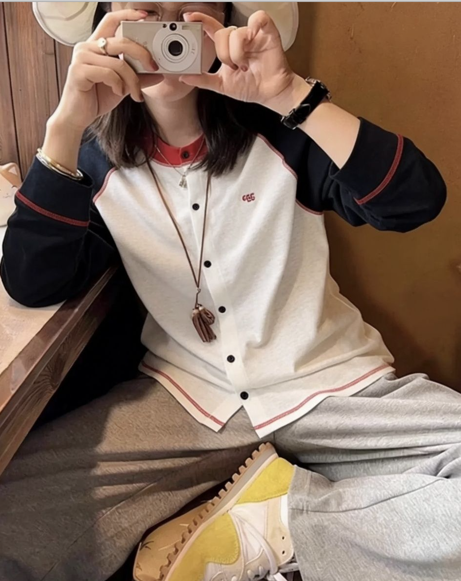 韓系撞色拼接柔軟彈力貼身顯瘦正肩長袖T打底衫防曬外套26043003