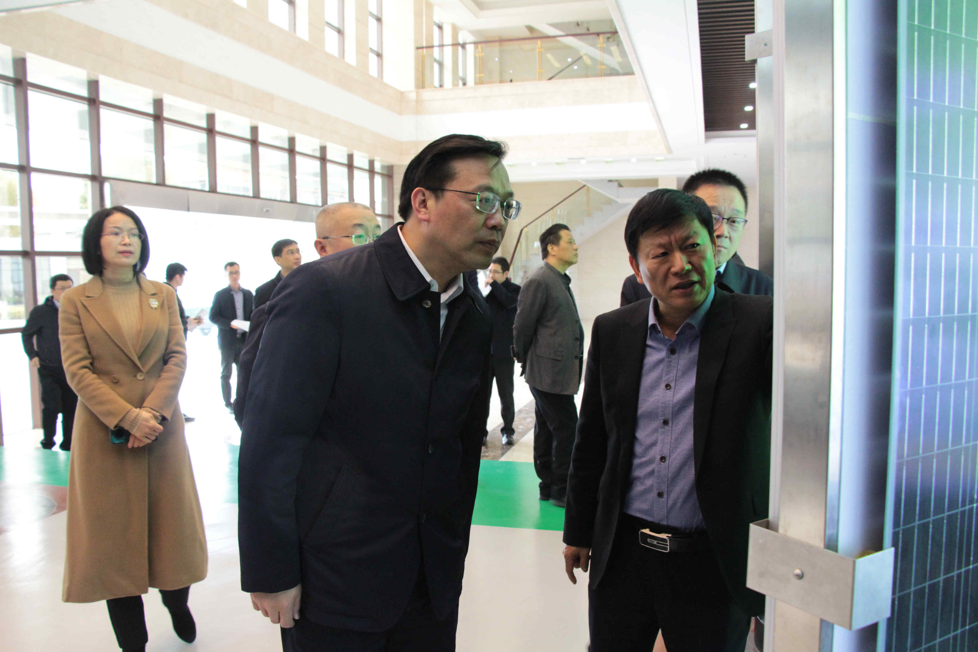 A delegation led by Mayor Jia Sheng of Yangzhong City visited Green Energy Power