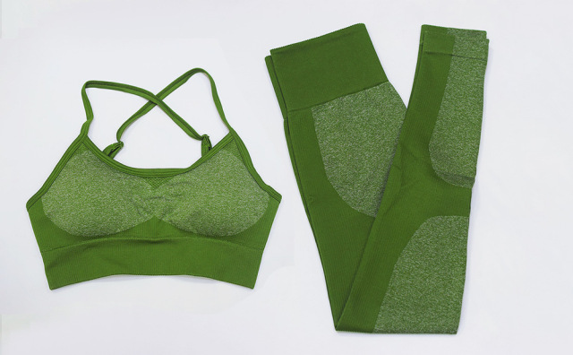 Seamless three-color spliced Yoga suit