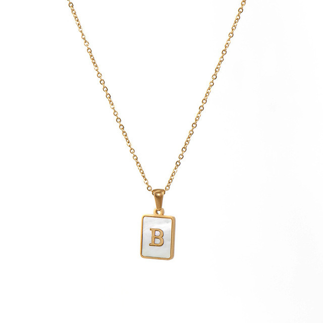 DELIGHT Shell Necklace A-Z