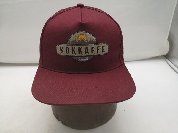 Snapback cap