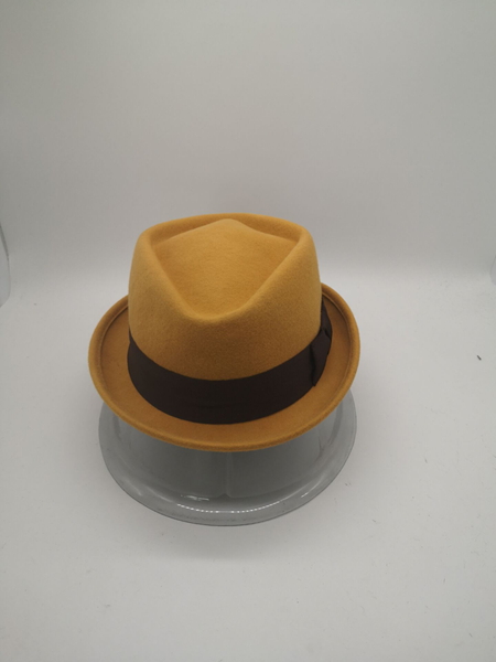 Diamond crown hat