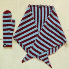 Gloves+scarf