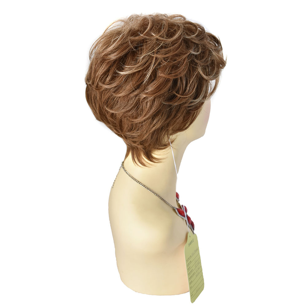 Layered Short Wavy Synthetic Wig Light Blond Sandy Color Natural Looking Heat Resistant Kanekalon Hair Daily Used Wigs Full Cap