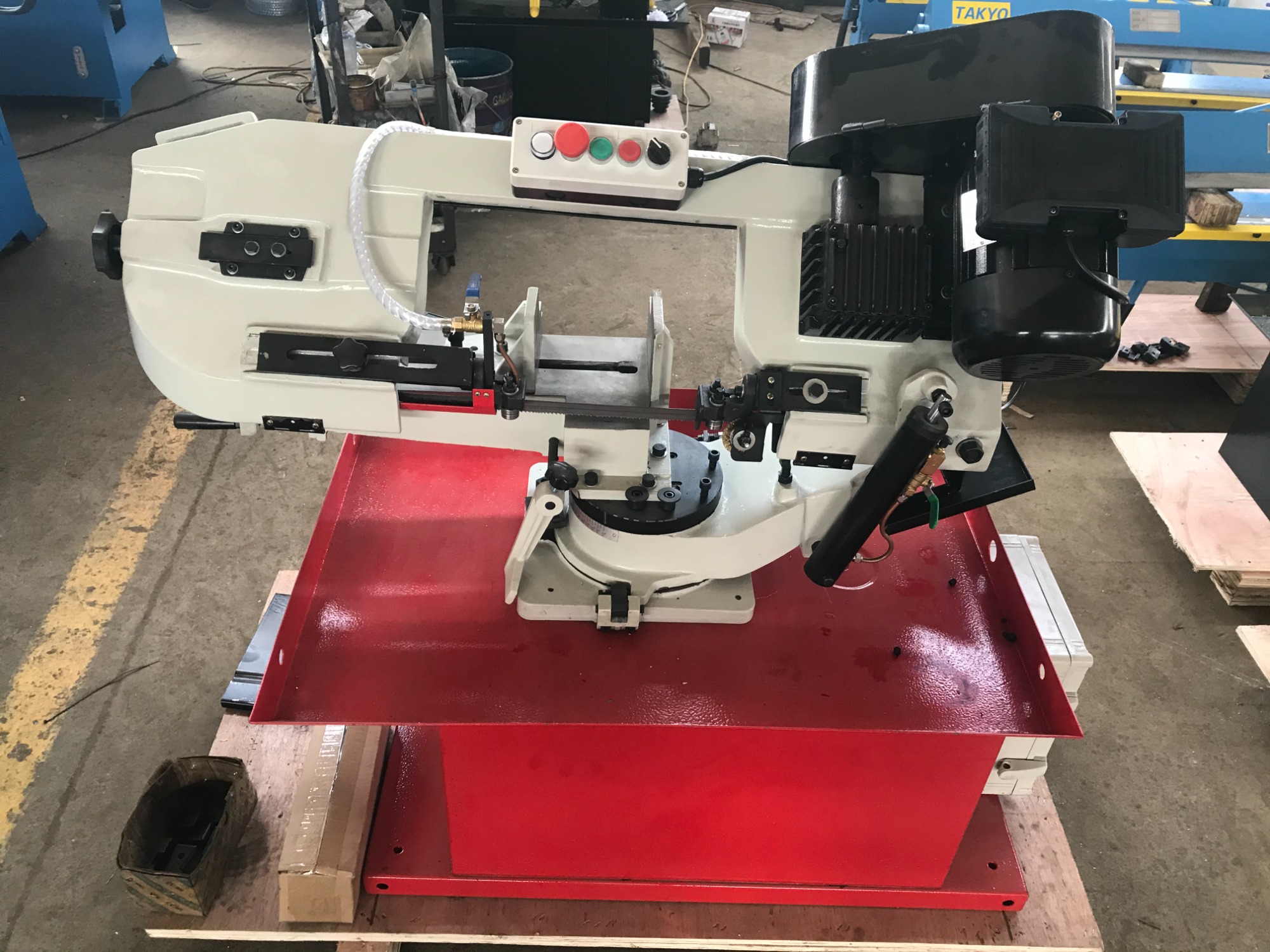 BS712R swivel base saw machine 7"