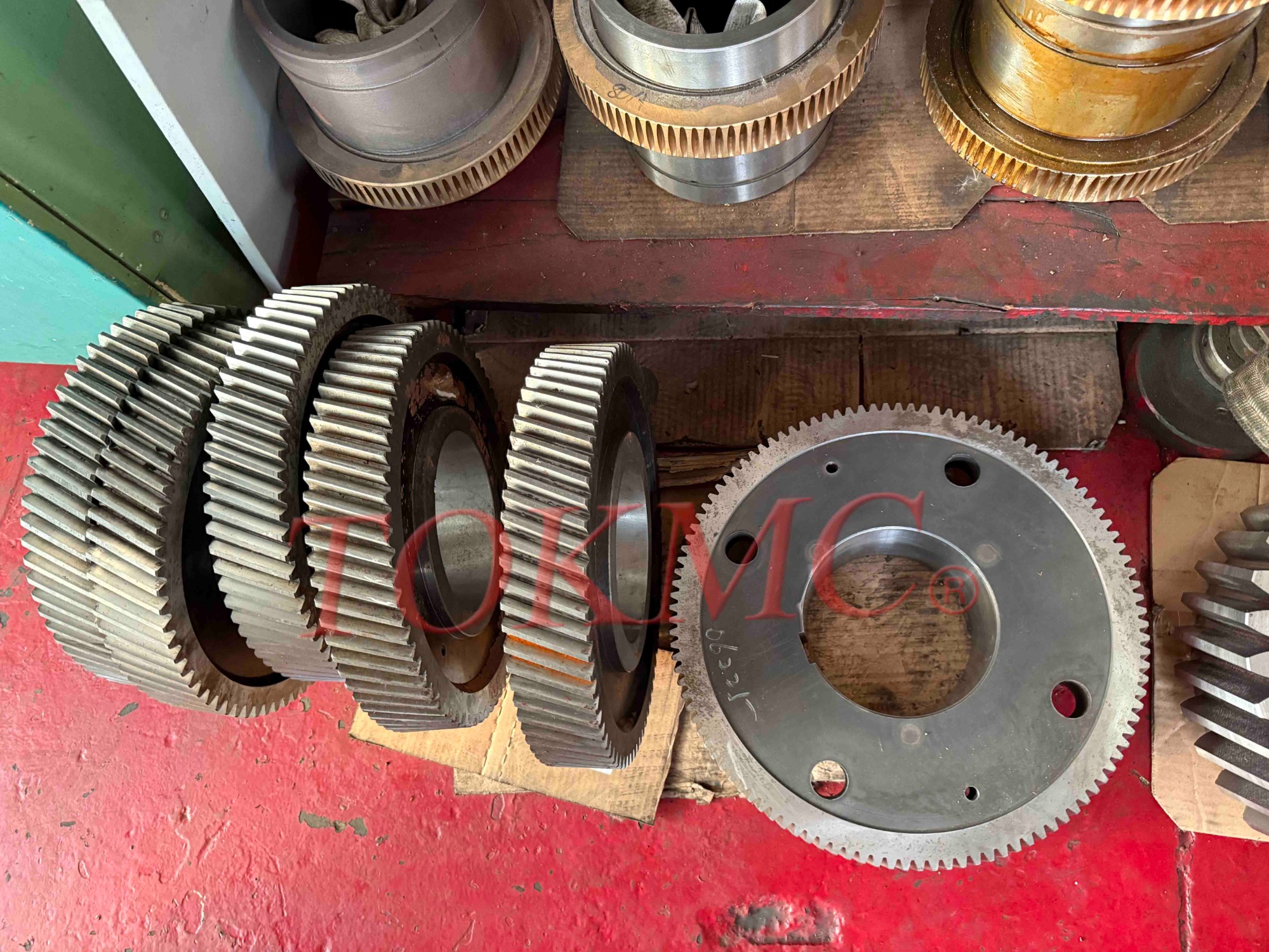 Siemens 6 Axis Cnc Gear Hobbing Machine