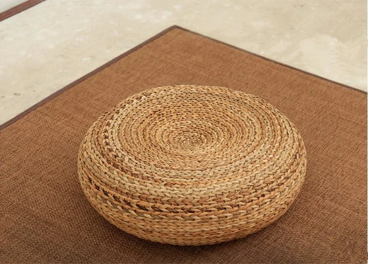 Handcrafted Eco-friendly Breathable Padded Knitted Straw Seat Cushion Banana Bark Pouf Ottoman Floor Seating Tatami Furniture